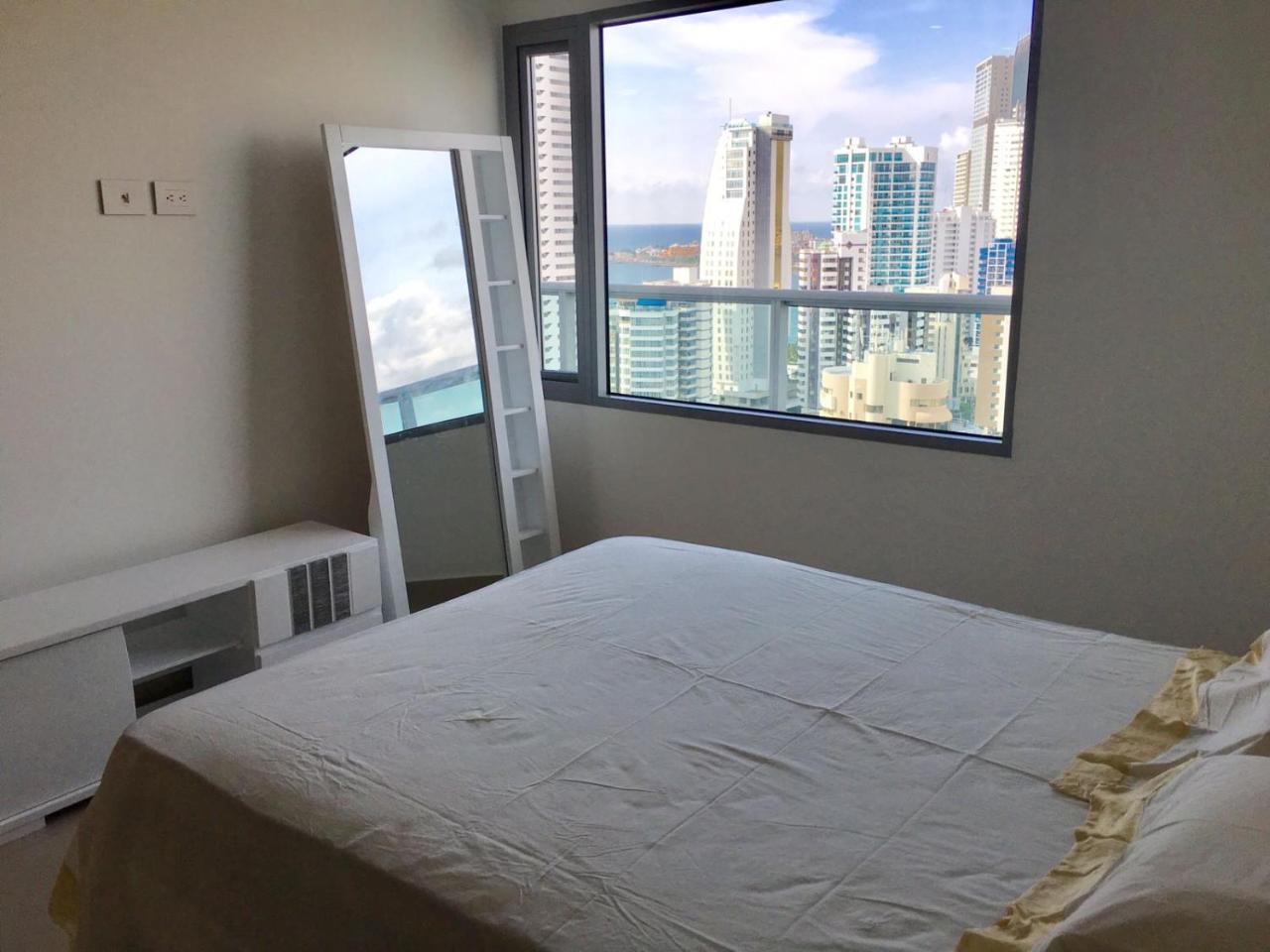 Luxuriuso Apartament Картахена Экстерьер фото