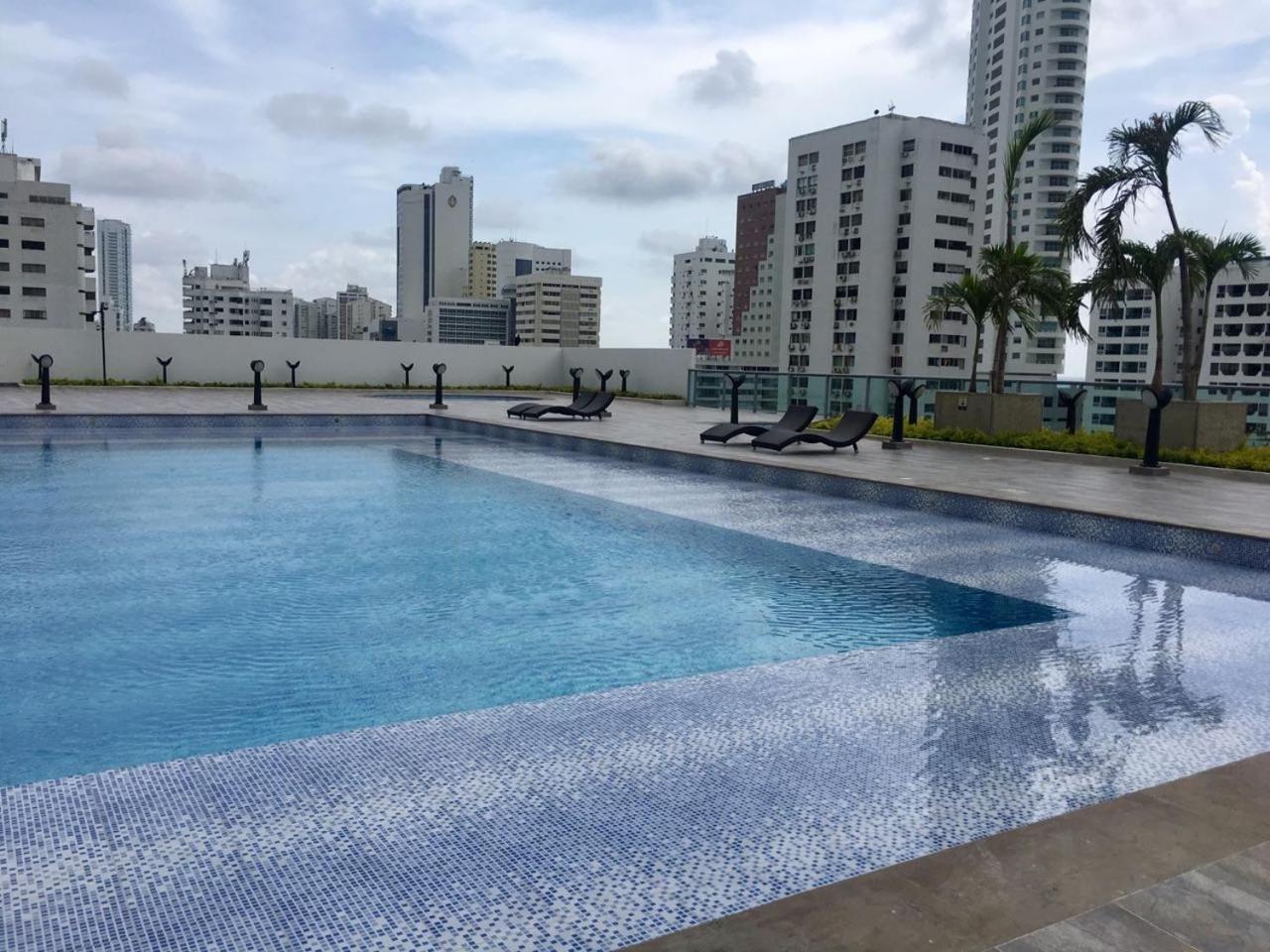Luxuriuso Apartament Картахена Экстерьер фото